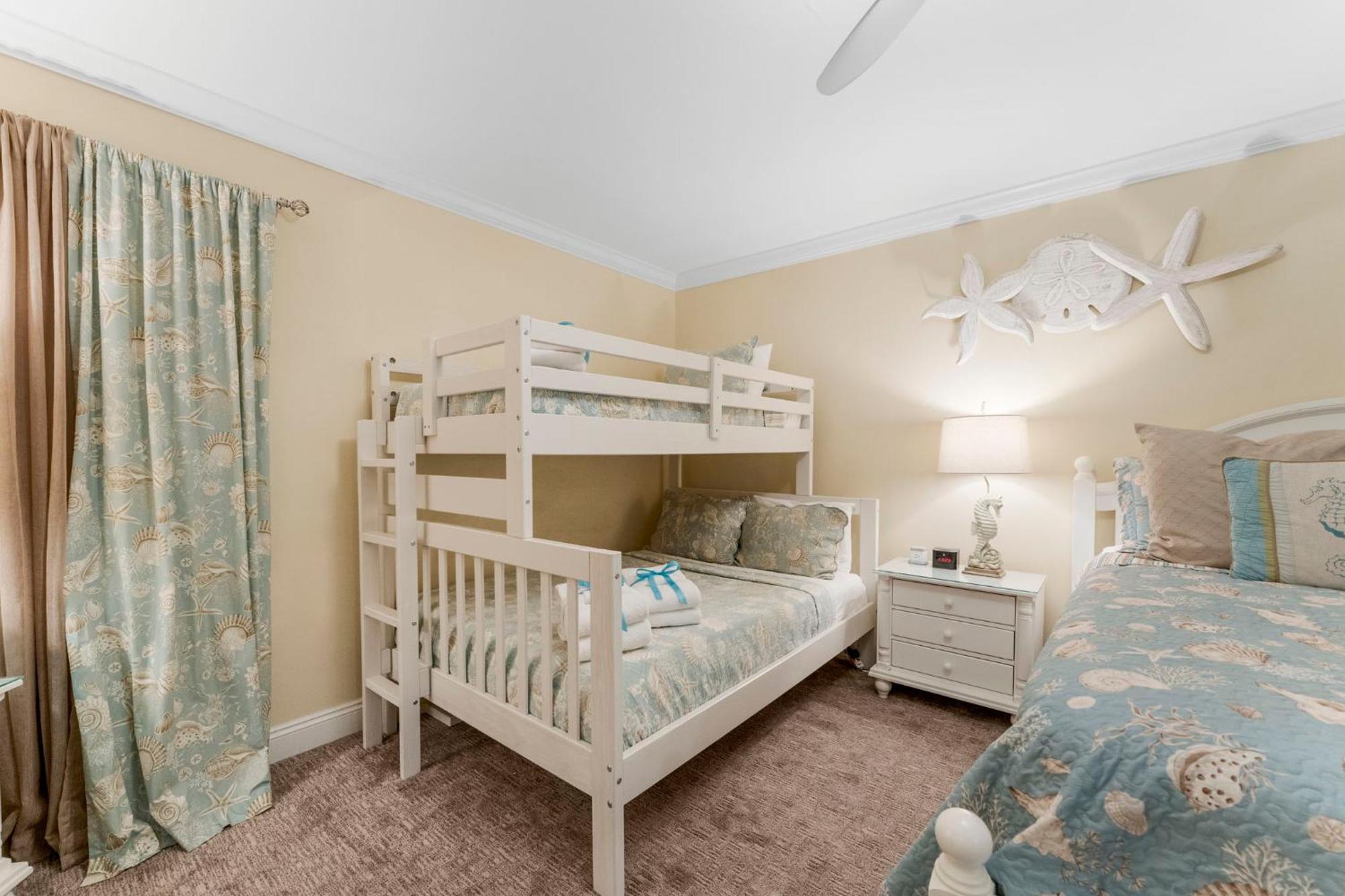 Stunning 2/2 Designer Condo W Coastal Appeal Right On The Gulf! Panama City Beach Exteriér fotografie