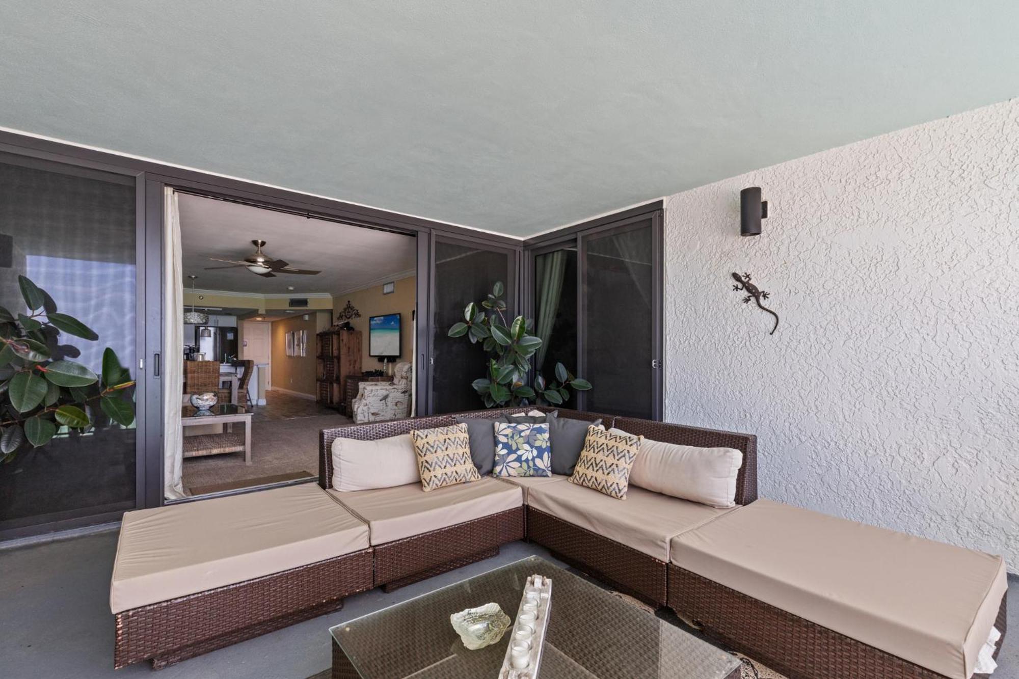 Stunning 2/2 Designer Condo W Coastal Appeal Right On The Gulf! Panama City Beach Exteriér fotografie